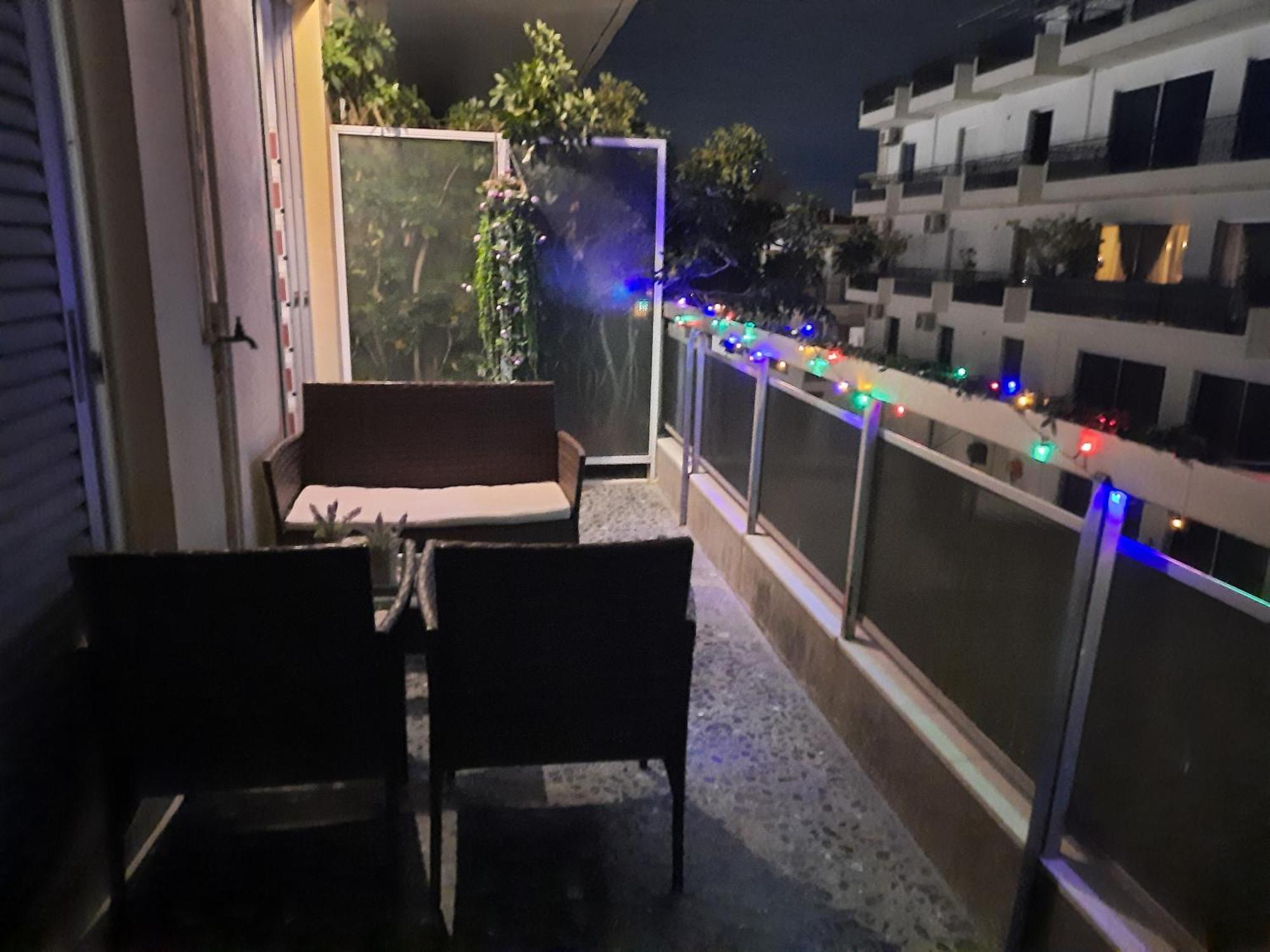 Villys Apartment Kalamata Esterno foto